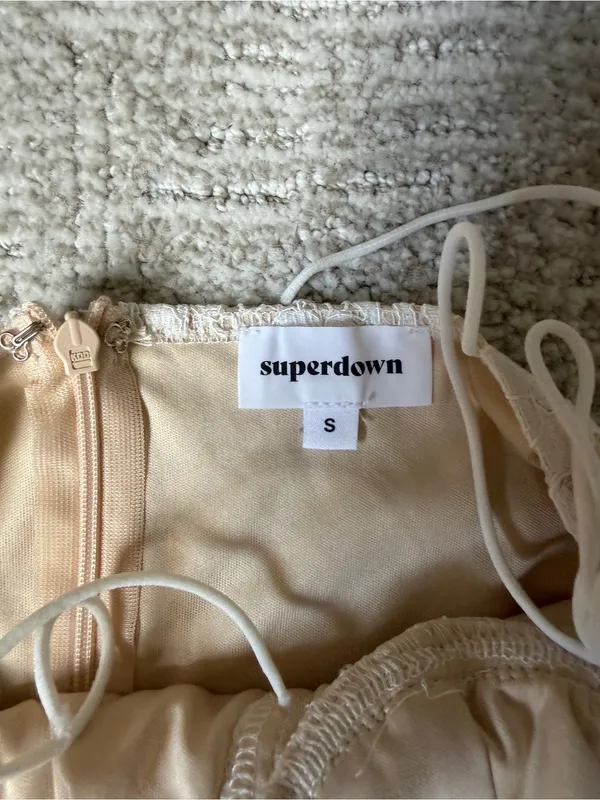 superdown Lace Sweetheart Bodysuit in White - Image 3