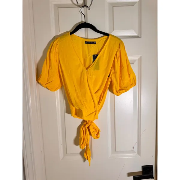 Abercrombie & Fitch Yellow Puff Sleeve Wrap Top V-Neck Side Tie Blouse XXS NEW - Image 2