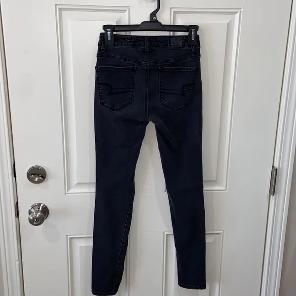 American eagle black hi-rise jeans size 0 - Image 3