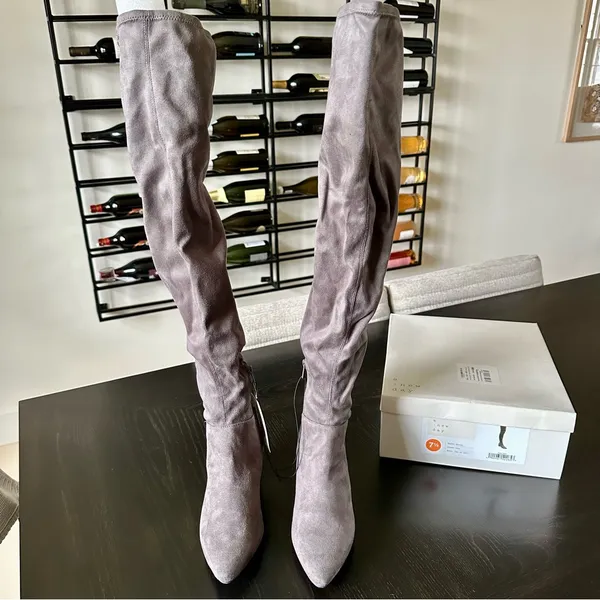 a new day Over-the-Knee Boots in Grey - Image 3