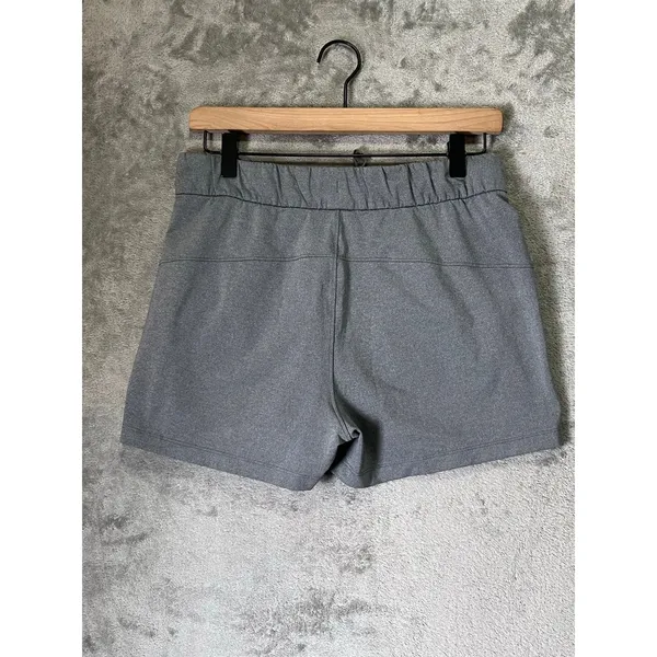 Lululemon On The Fly Short 2.5 Gray Size 6 Stretch Travel Running Athletic - Image 3