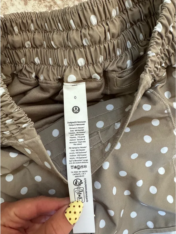 Lululemon Hotty Hot High-rise Lined Short 2.5" - Image 2