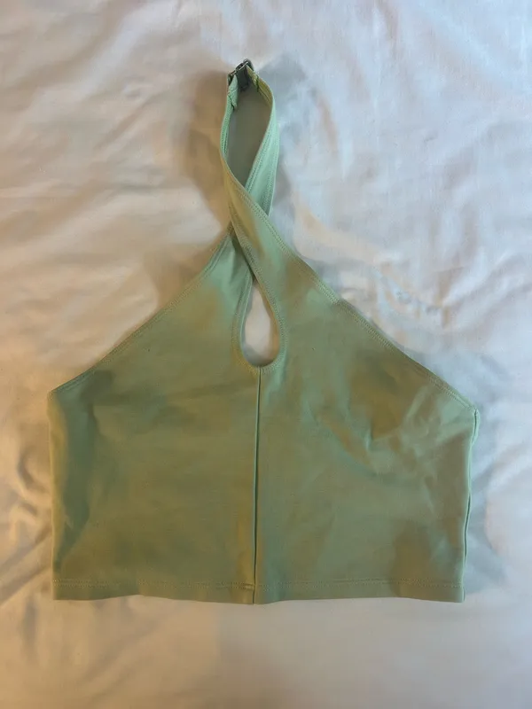 Aritzia Sunday Best Green Twist Halterneck Crop Top - Image 2