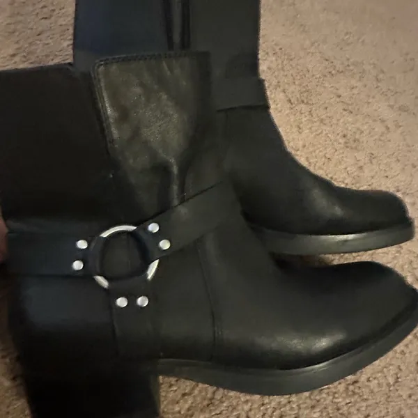Sole Society Black Leather Moto Boots 7.5 - Image 9