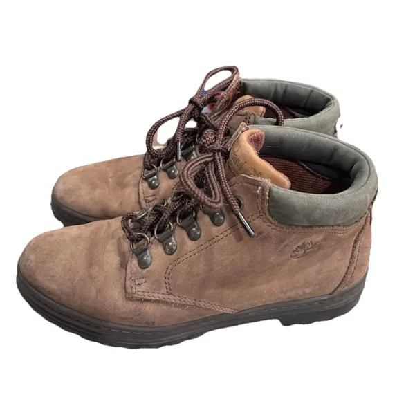 Vintage 90s Timberland Hiking Boots • Women's 6 • Brown Leather - Image 8