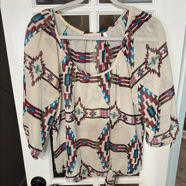 SOULMATES Sheer Aztec Tribal Southwestern Print Peasant Top Size Large - Image 2