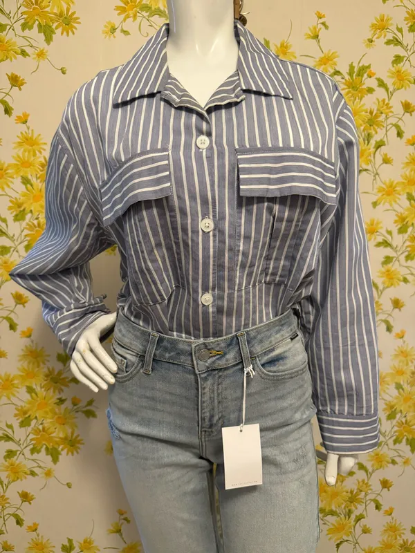 Lily Star Blue and White Striped Button-Front Crop Shirt size L - Image 5