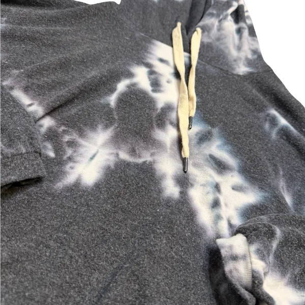 ✨🖤 Out From Under‎ Tie-Dye Cropped Hoodie Size M 🖤✨ - Image 3