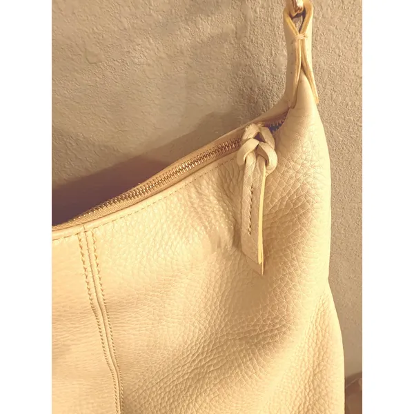 Dooney & Bourke Vintage Cream Pebbled Leather Hobo Shoulder‎ Bag Gold Hardware - Image 6