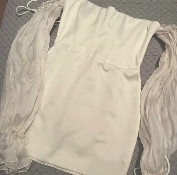 House Of CB Marisa white dress - Image 3