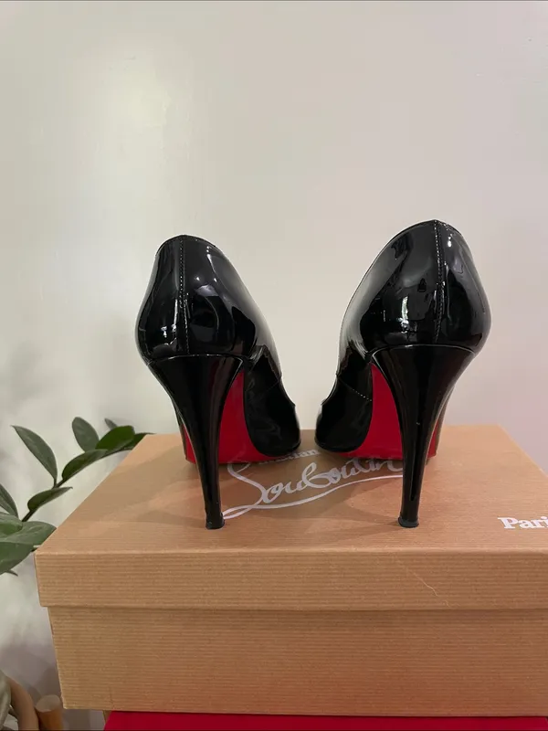 Christian Louboutin Decollete 868 100 Patent Calf Heels Shoes Size 38.5 - Image 4