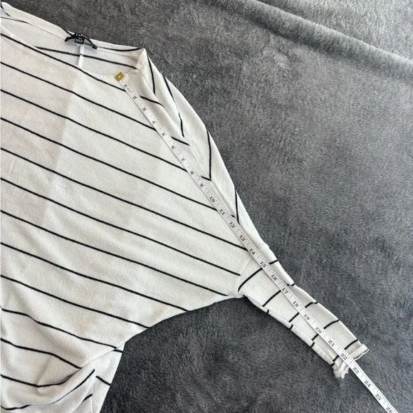 Lulus Striped‎ Boat Neck Dolman Sleeve Top White Black XS - Image 5