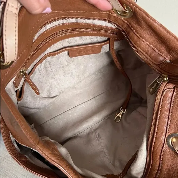 Michael Kors Pebbled Leather Tote Bag - Image 9