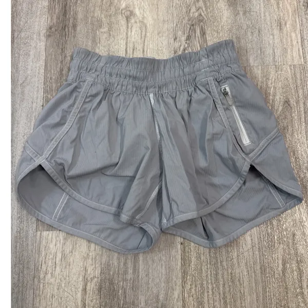 Lululemon Tracker Short V 4" Grey Athletic Running Shorts Size 4 - Image 2