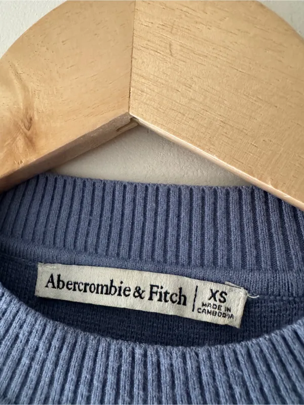 Abercrombie & Fitch‎ Blue Sweater Tee - Image 5
