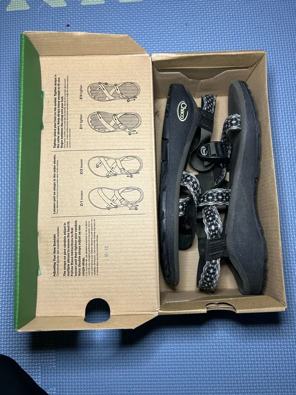 Chacos ZCloud Venetian Black Sandals Adjustable Size 7 - Image 8