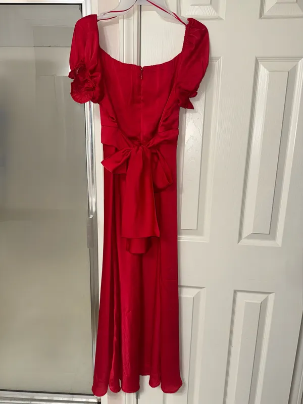 Red dress - Image 2