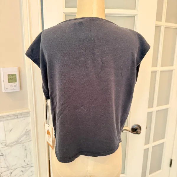 Daily Practice Anthropologie Cropped Funnel-Neck Muscle T-shirt Top Small NWT - Image 2