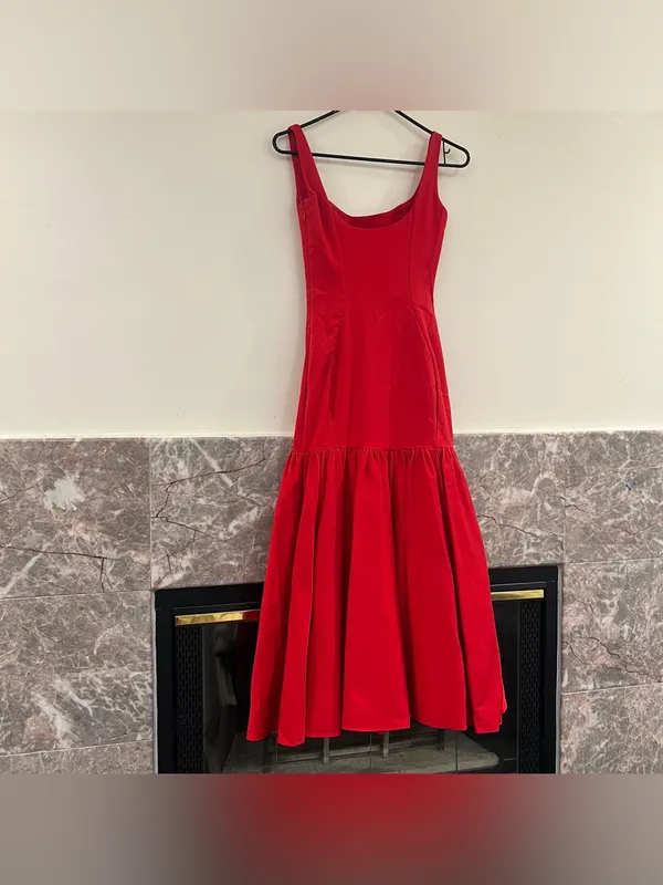 House of CB Amore Dress in Red - Image 3