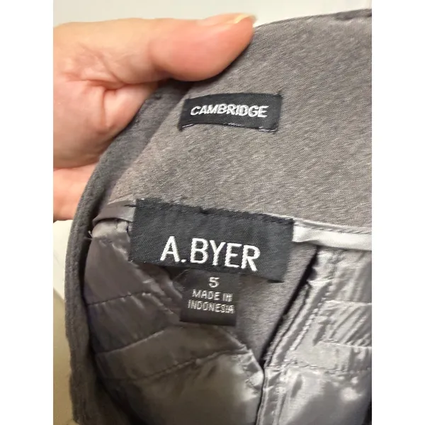 A. Byer Cambridge Gray Stretch Dress Pants Juniors Size 5 Straight Leg - Image 4