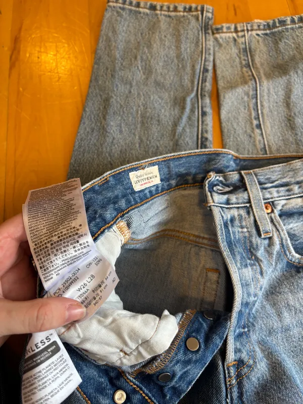 Levi’s 501 High-Rise Button-Up Jeans - Image 3