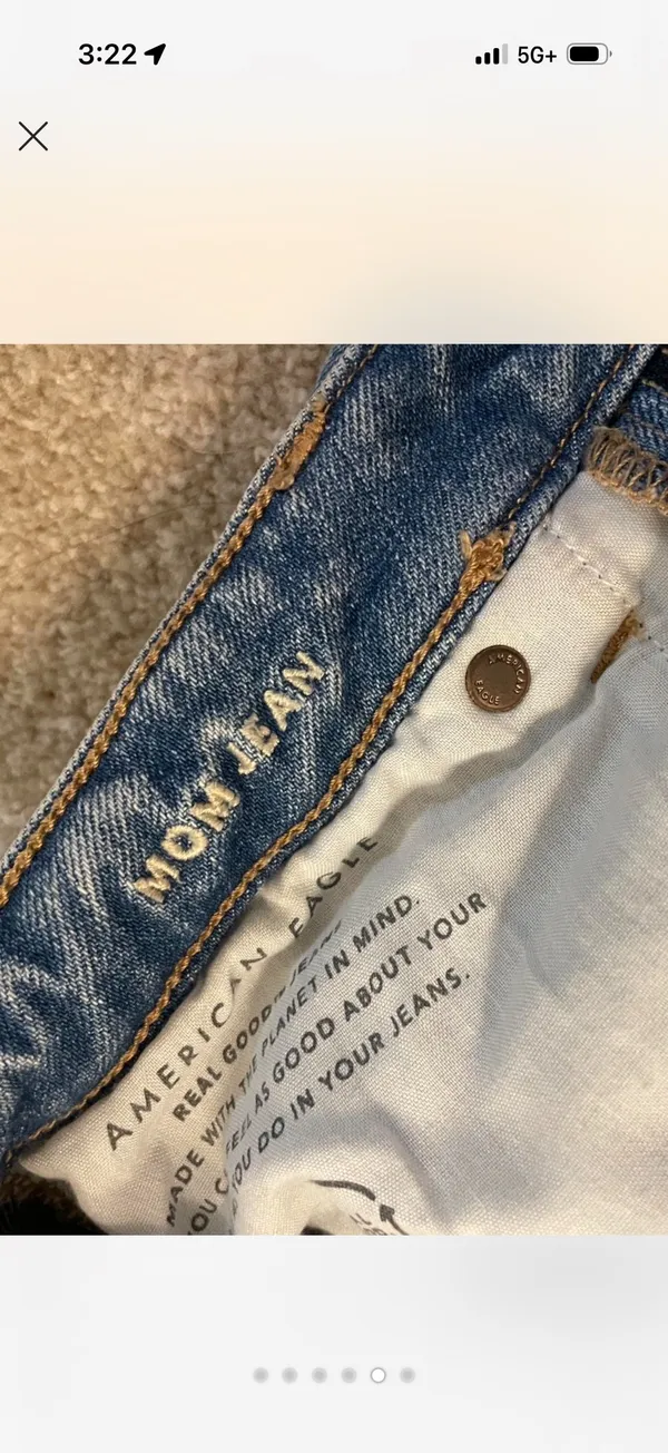 American Eagle Regular Mom Jeans - Image 5