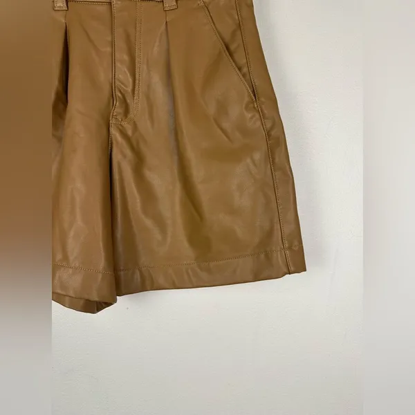 Abercrombie & Fitch Leather High Rise Tailored Shorts Women’s Sz‎ S - Image 4