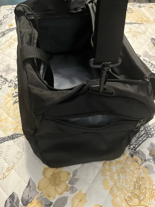 Adidas duffle bag  - Image 4