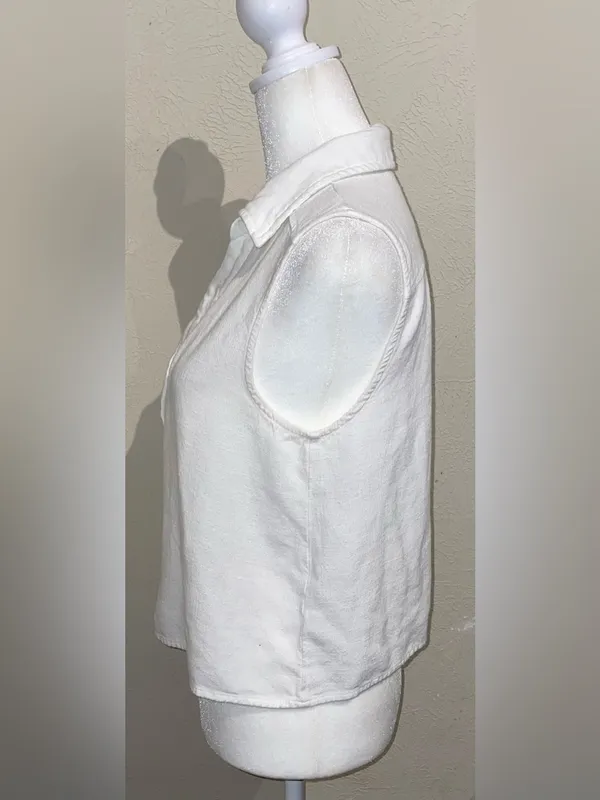 Lulus Women’s Size M White Linen Blend Sleeveless Button Up Blouse Top - Image 4