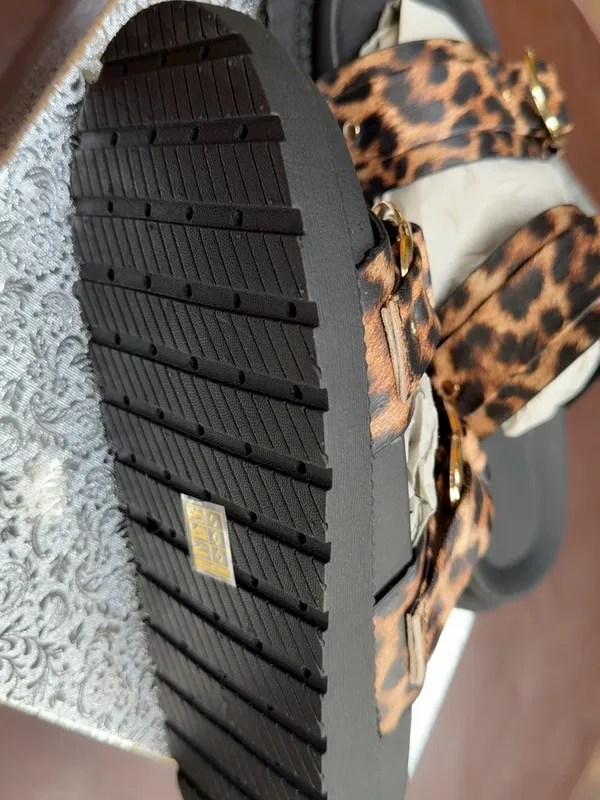 Leopard Print Double - Image 2