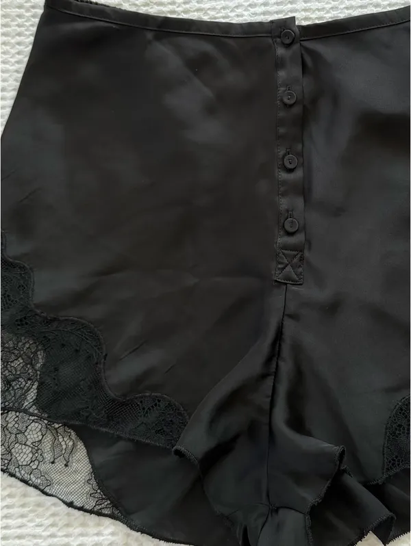 Zara Lace Shorts - Image 2
