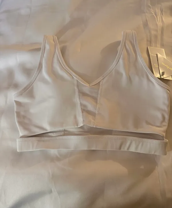 Buffbunny white sports bra - Image 7