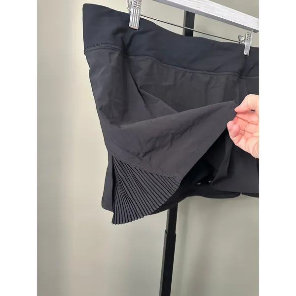 Lululemon Play Off The Pleats Skirt *13” Black Size 12 - Image 3