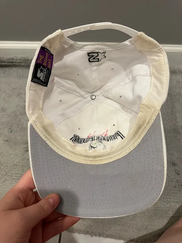 Starter Vintage 1999 NCAA Basketball March Madness Final Four UCONN Huskies Logo Hat - Image 6