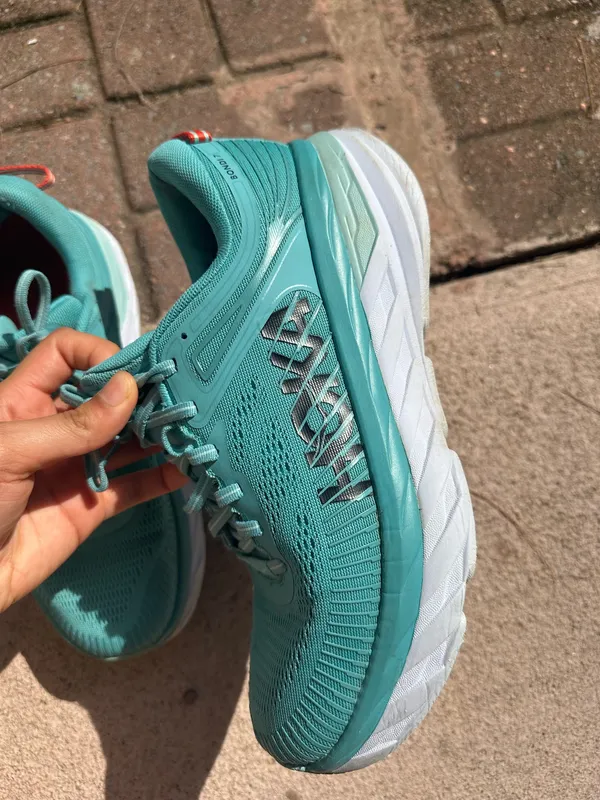 Hoka Bondi 7 turquoise and white Women’s 9 - Image 6