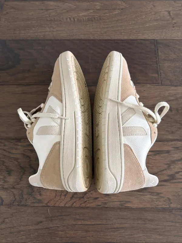 Veja V-10 Leather White Natural Sahara Sz 7/38 - Image 9