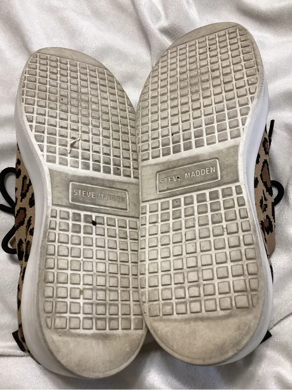 Steve Madden Leopard Knit Lace-Up Sneakers - Brown & Black - Image 5