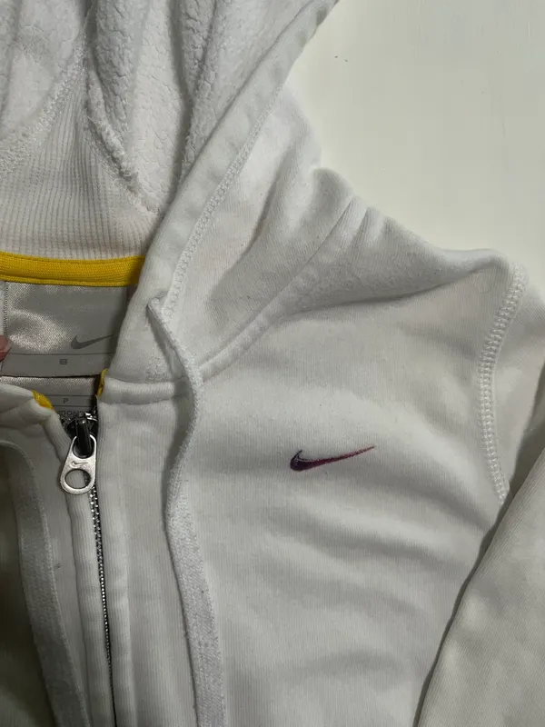 Nike vintage  sweatshirt - Image 3