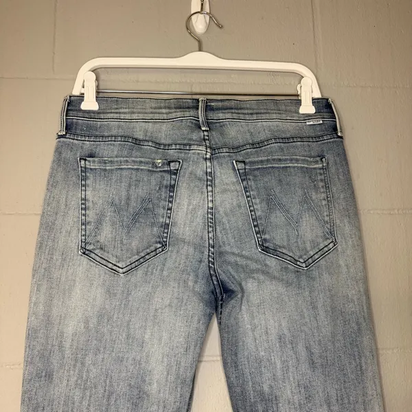 MOTHER The Dropout Jeans in Clear As Day Women’s Sz 27 Raw Hem Light Wash Cotton - Image 5