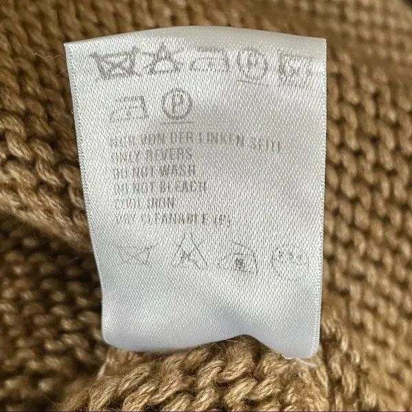 Escada cashmere/silk tan turtleneck sweater - Image 7