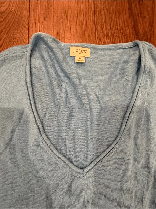 J. Crew Light Blue V-Neck Button-Side Sweater Medium - C1-601 - Image 3