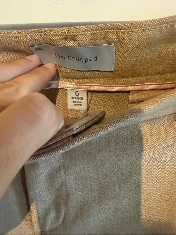 GAP Cropped Tailored Ankle Pants in Taupe - Image 4