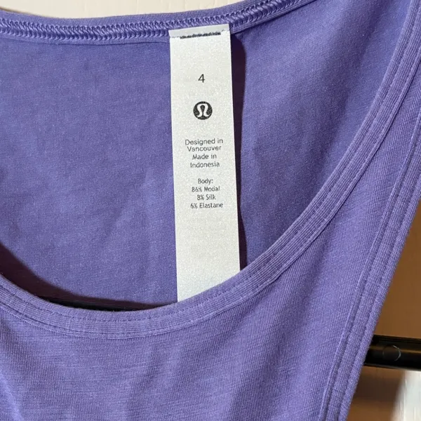 Lululemon Shoulder Cut-Out Yoga Tank, NWT, Sz 4 Color: DKLA (Dark Lavender). - Image 4