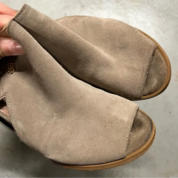 Peppy Peeptoe Ankle Booties in Tan Beige Size 6 EUC - Image 3