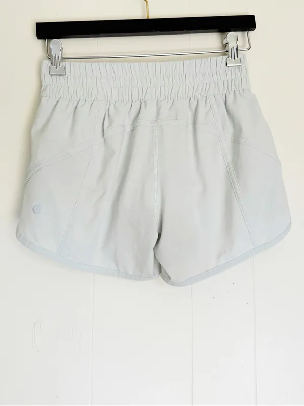 LULULEMON Tracker Short V 4” in Island Mist Size 6 - Image 6