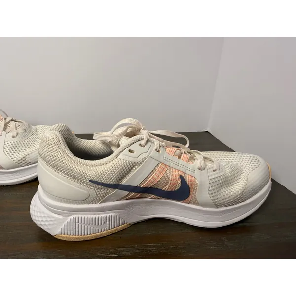 Nike Run Swift 2 Women's Size 8 White Peach Navy Running Shoes - Image 4