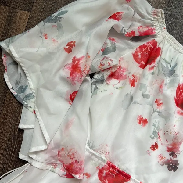 The Jet Set Diaries Isabella Mini Dress in Isabella Floral Print - Image 10