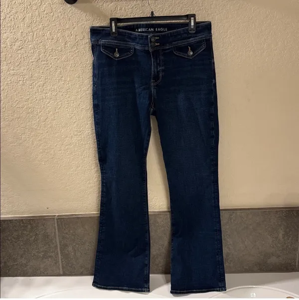 American Eagle Low-Rise Kick Boot Jeans - Image 6