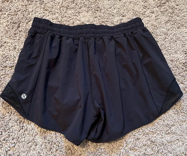 Lululemon ‼️ Hotty Hot Short II Long 4"‼️ - Image 7