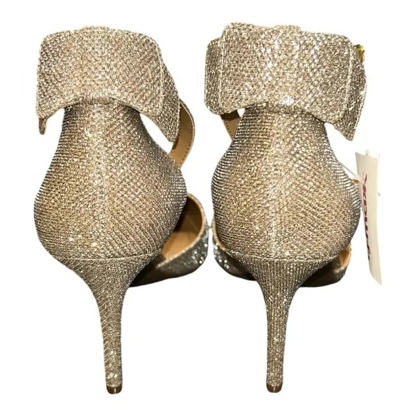Jessica Simpson Whispie Pump heels In Gold. Brand new size 9.5 M - Image 3
